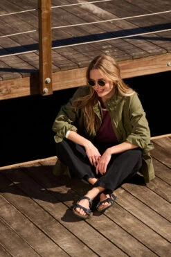 Birkenstock Franca Oiled Leather Slides -Swimming Gear Shop 1021112 Shoe Black Lifestyle