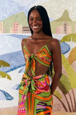 Farm Rio Toucans Scarf Top -Swimming Gear Shop 303977 Apparel Top Toucans Scarf Lifestyle