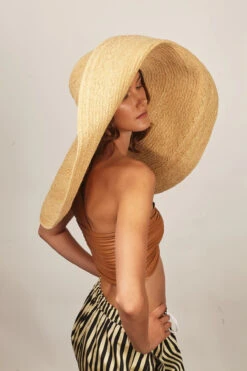 Sober Spinner Sun Hat -Swimming Gear Shop 8726 Hat Natural Lifestyle
