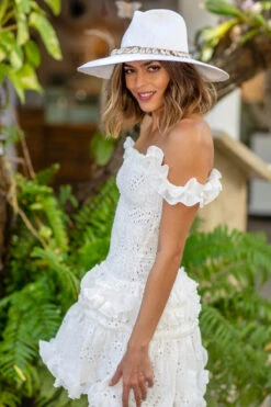 Barbados Puka Shell Trim Sun Hat -Swimming Gear Shop BARBADOS Hat White Lifestyle2