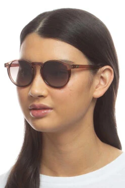 Le Specs Teen Spirit Deux Sunglasses -Swimming Gear Shop LSP2202474 Sunglasses Chestnut Lifestyle1